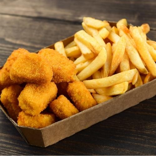 8 Pcs Chicken Nuggets with Chips